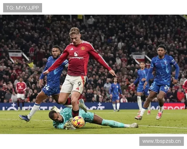 曼联重建陷入混乱,推倒重来后方向不明影响赛季走势 曼联重建陷入混乱,推倒重来后方向不明影响赛季走势